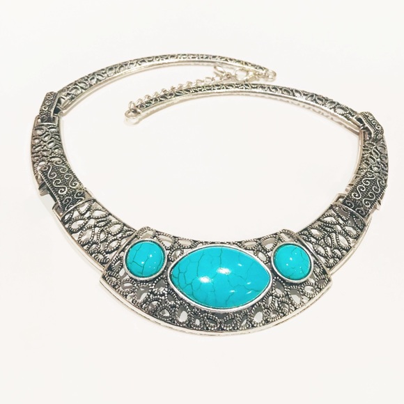 Silver and turquoise statement necklace choker - Picture 4 of 8